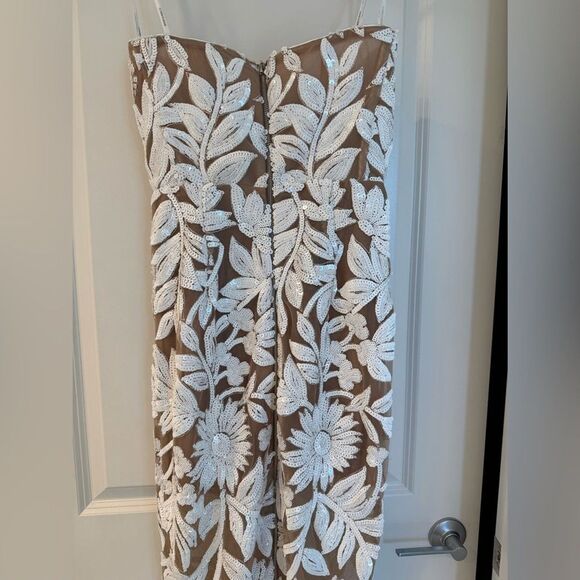 NEW Bronx and Banco Dahlia Maxi Dress in White Silver Floral Strapless - Picture 13 of 16